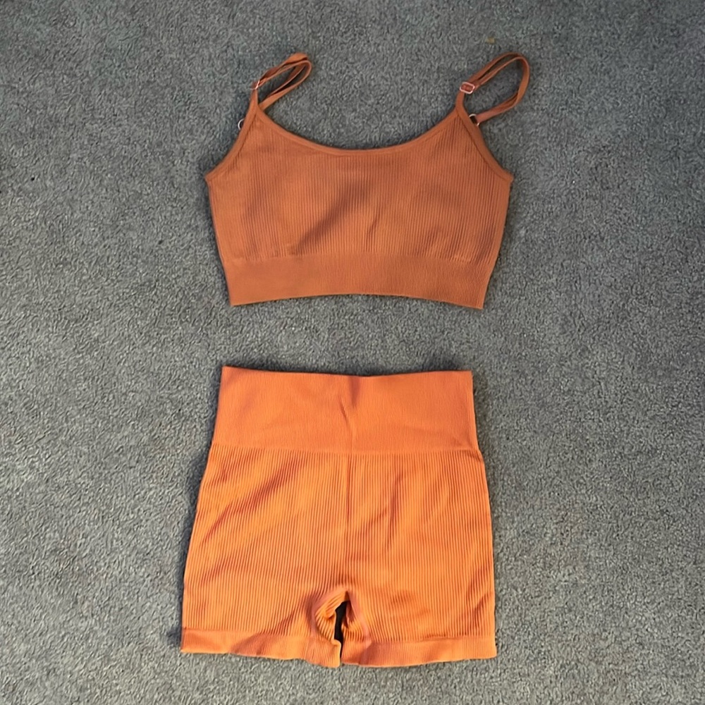 Women’s Amazon Athletic Set